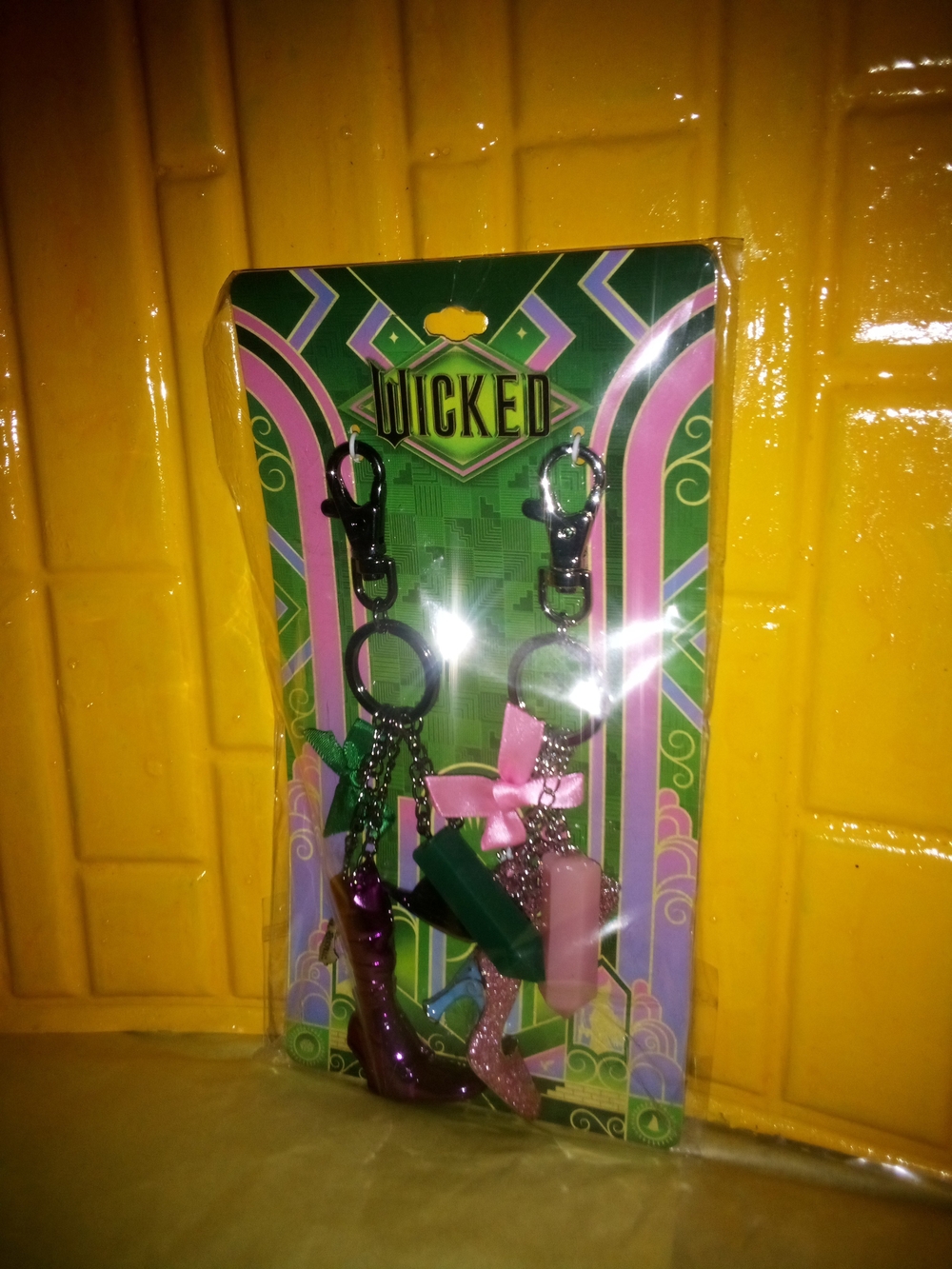 Wicked Glinda Elphaba Pink & Green Bag Charm Keychain Duo